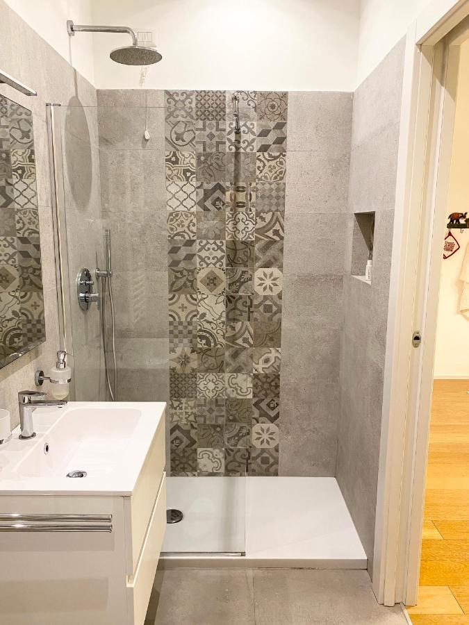 Repubblica One Room Apartment Milan Luaran gambar