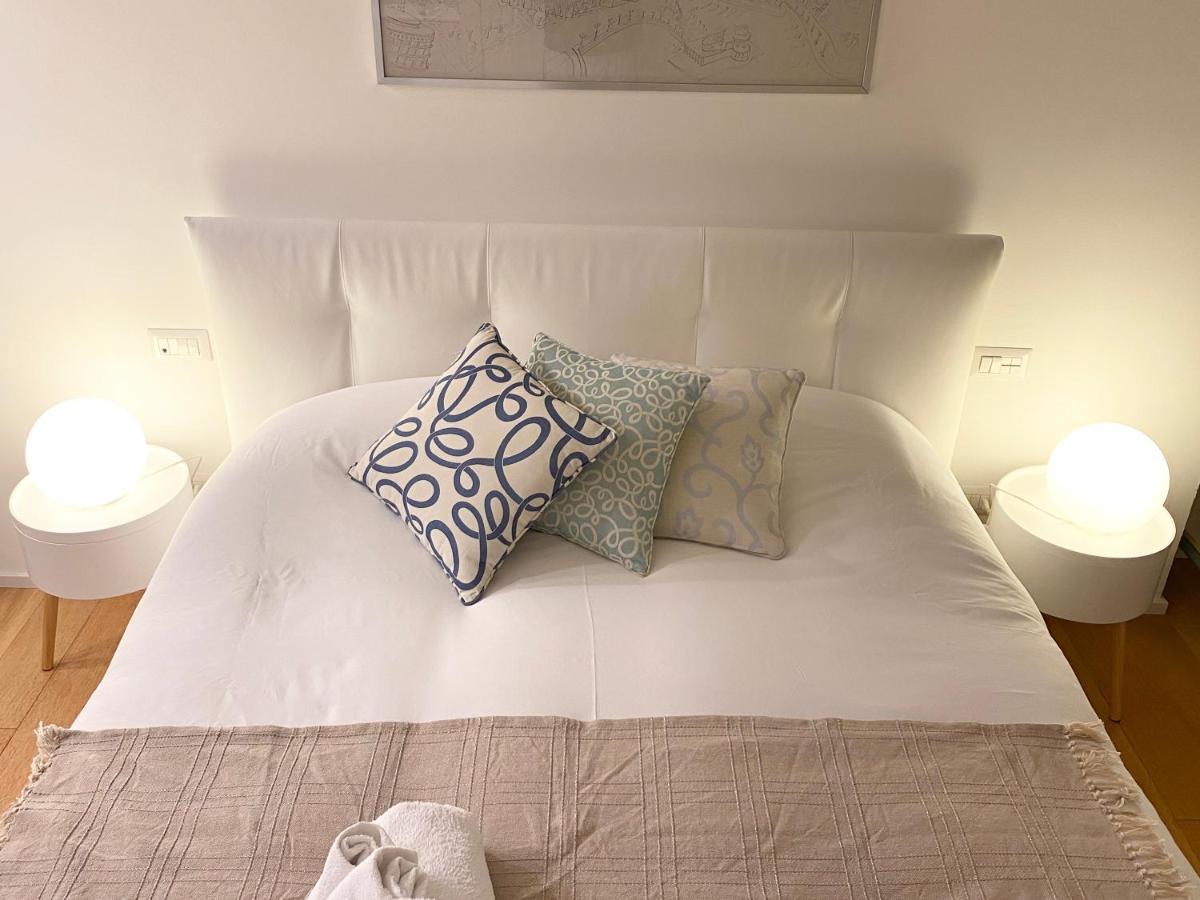 Repubblica One Room Apartment Milan Luaran gambar