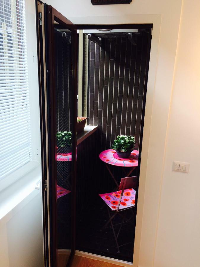 Repubblica One Room Apartment Milan Luaran gambar